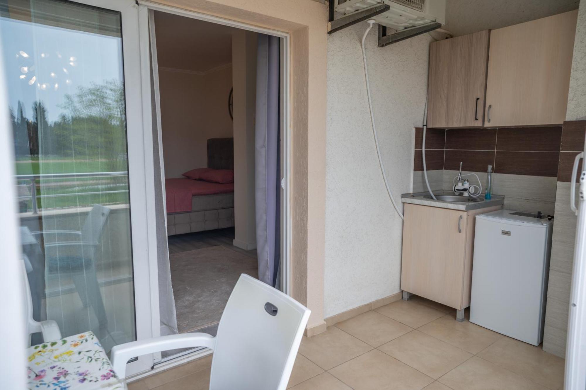 Beach Walk Apartments Ulcinj Eksteriør bilde