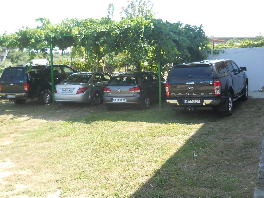 Beach Walk Apartments Ulcinj Eksteriør bilde