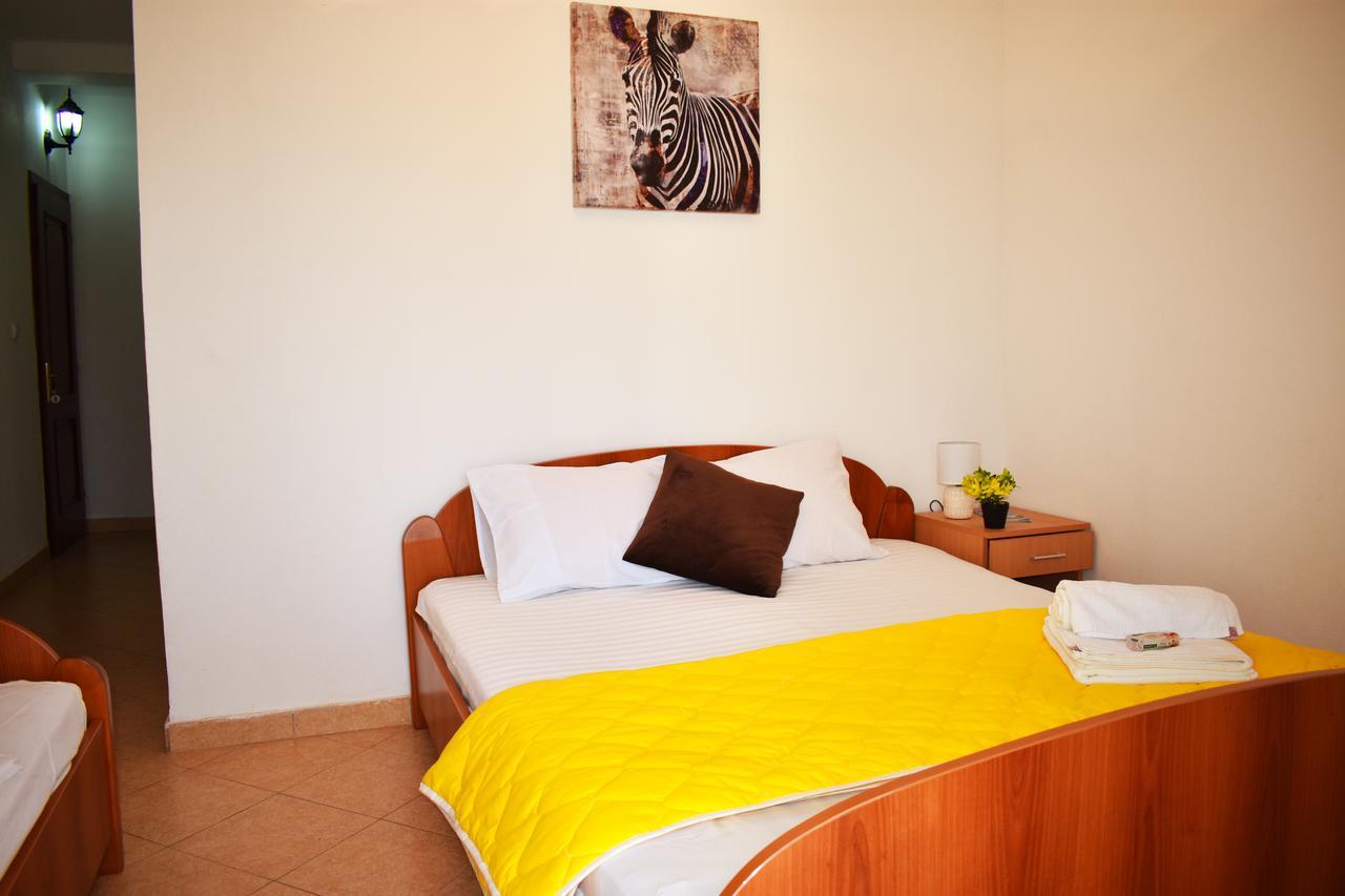 Beach Walk Apartments Ulcinj Eksteriør bilde